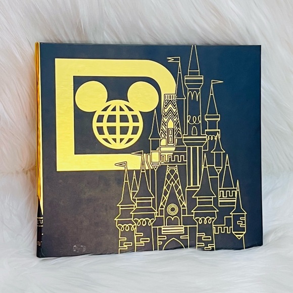 Disney Accessories - DisneyWorld Photo Album